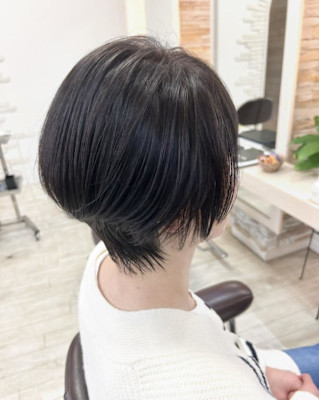 20代30代40代小顔ハンサムショートアッシュブルーブラック