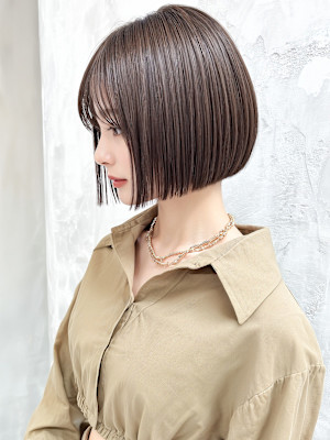 透明感ココアベージュ◎小顔見せ切りっぱなしショートボブp1