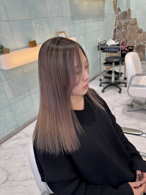 バレイヤージュ／ハイライト