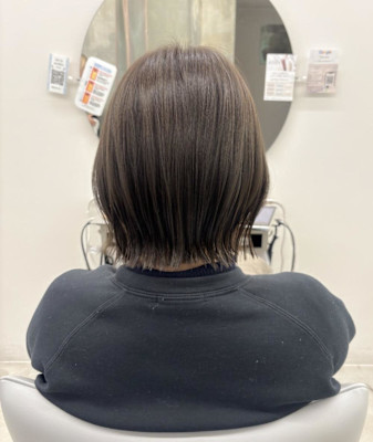 切りっぱなしボブ