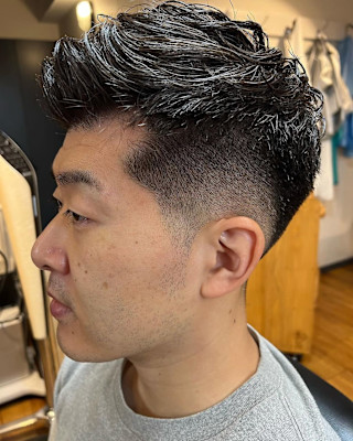 軽めのニュアンスパーマ 刈り上げショート