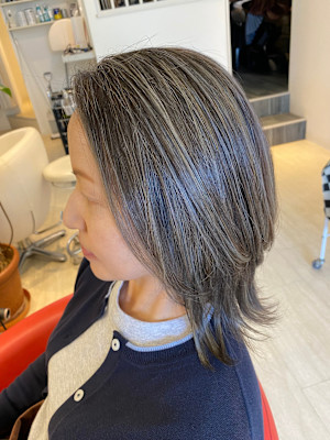 白髪ぼかしハイライト/白髪染めを使わないカラー