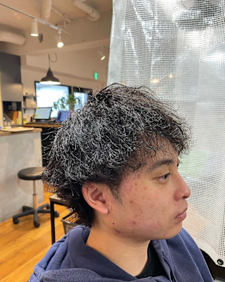 大人気のツイストスパイラルパーマ