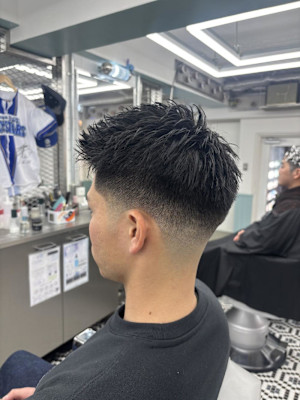 束感MaXスパイキーショート