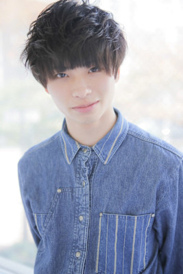 フェミニンショートパーマ×アッシュブラック×30代/40代