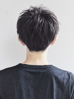 前下がり無造作コンマバング