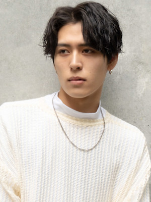 メンズヘア_ナチュラルウェーブショート