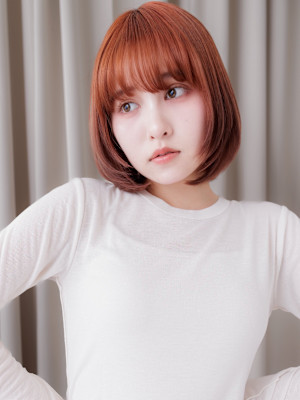 ワインレッド顔周りレイヤーカット小顔シャギーボブ20代30代