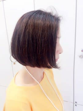 エレガントに艶ボブ