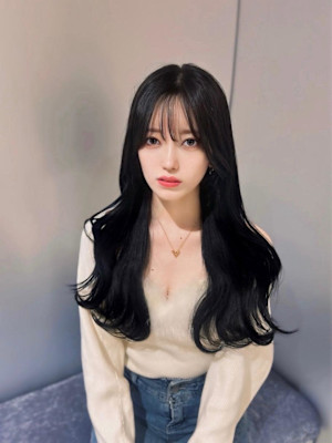 黒髪ウェーブ × モードクラシック[レイヤーカット]