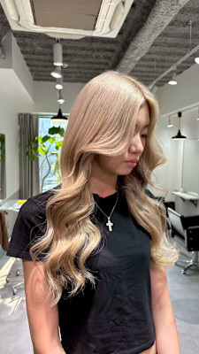 ミルクティーブロンド