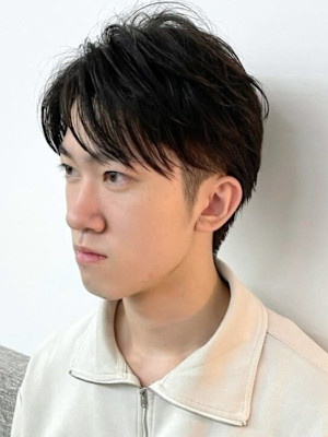 刈り上げショート 束感スタイリング 爽やかシースルーマッシュ