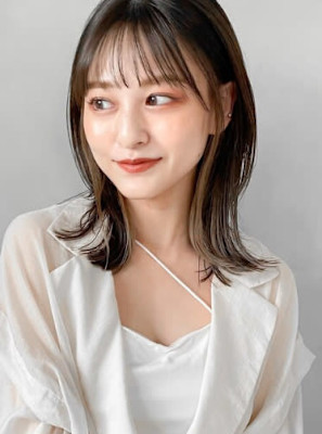 ミディアムボブスタイル