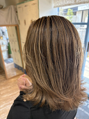 ハイライトカラー/白髪ぼかし/外ハネ/下赤塚