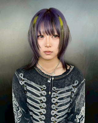 ブロンド　デザインカラー　ケアブリーチカラー　レイヤーカット