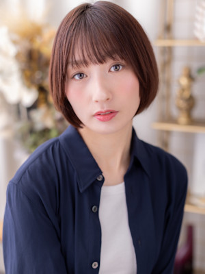 透けバングバーガンディ小顔ミニボブレイヤー　ココアブラウン