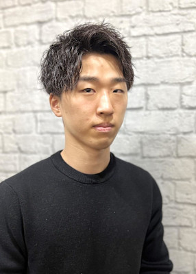 無造作ツーブロショート