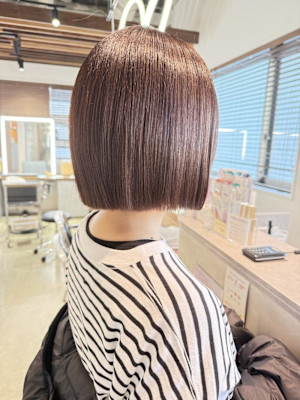 切りっぱなしボブ/ぱっつんボブ