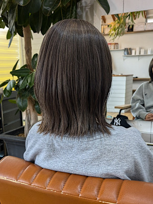 外ハネボブ×オリーブベージュ