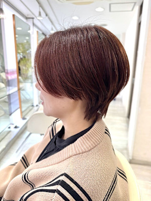 ハンサムショート/ワインレッド/骨格補正