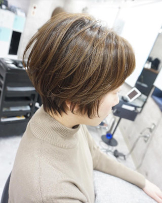 艶カラーデザインスタイル