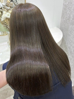 Ess 熊谷 艶髪髪質改善ブリーチ×スタイル