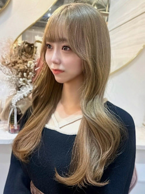 Ess 熊谷 艶髪髪質改善ブリーチ×スタイル