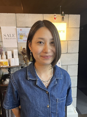 ボブ × ハイライトカラー