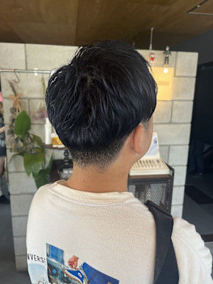 ツーブロ×ネイビー