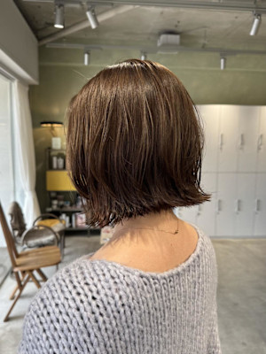 バッサリくびれボブ