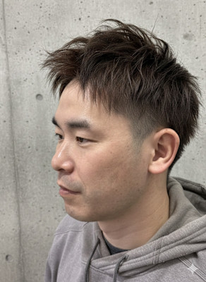 大人の爽やかツーブロック×無造作ショート