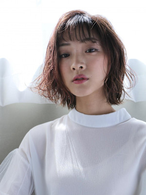 切りっぱなしユルウェーブ／デジタルコスメパーマ