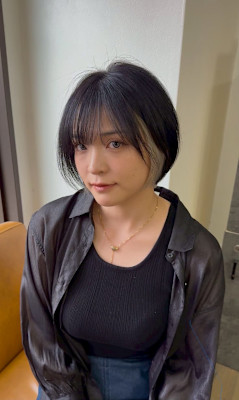 イヤリングカラー