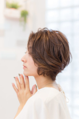 完全予約 隠れ家美容室COLORS 大月鳥沢店×スタイル