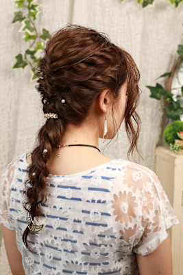 完全予約 隠れ家美容室COLORS 大月鳥沢店×スタイル