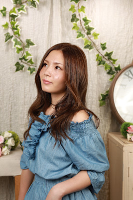 完全予約 隠れ家美容室COLORS 大月鳥沢店×スタイル