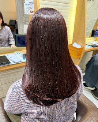 ワインレッドレイヤーカット髪質改善ケラチントリートメント