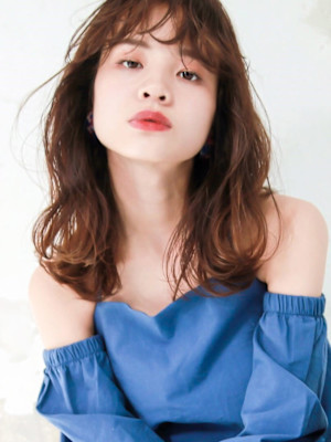 ジグザグバング×ナチュモード×巻き髪3Dカラー