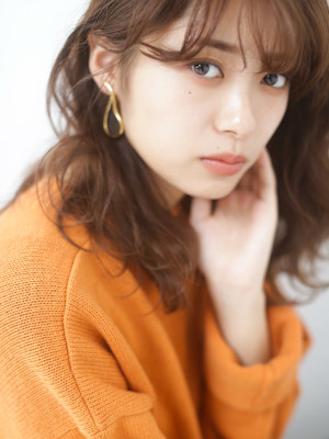 透けバング×くびれセミディ