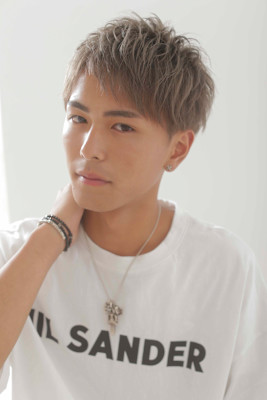 カラー/カット/トリートメント/