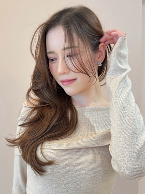 韓国ヘア くびれヘア 艶髪 顔周りカット アッシュブラウン