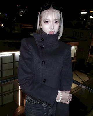 シルバーカラー　デザインカラー　ケアブリーチカラー　ウルフ