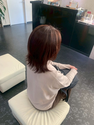 ピンクベージュ