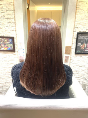 柔らかさと透明感が叶う！ミルクティーベージュカラー