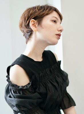 ショート・ボブ/白髪ぼかし/ハイライト/ボブレイヤー/40代