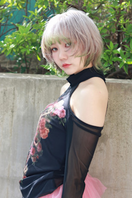 ウルフカット×デザインカラー A