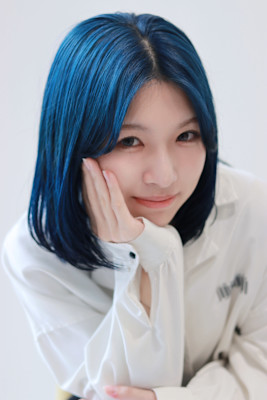 レイヤーボブのアクアブルーカラー Y