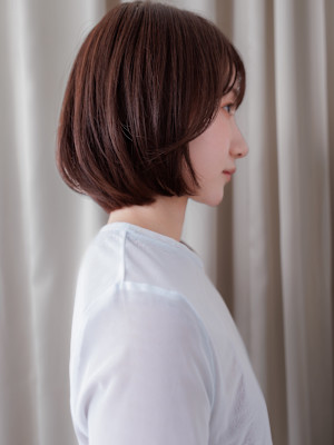 ココアブラウン小顔補正カット伸ばしかけ丸みボブ30代40代