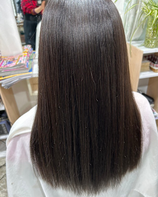 美髪縮毛矯正ストレートカットトリートメント