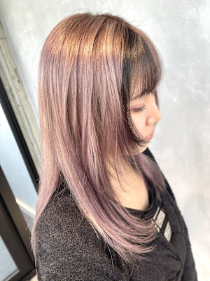 ピンクベージュ/顔周りレイヤーウルフ/ブロックカラー